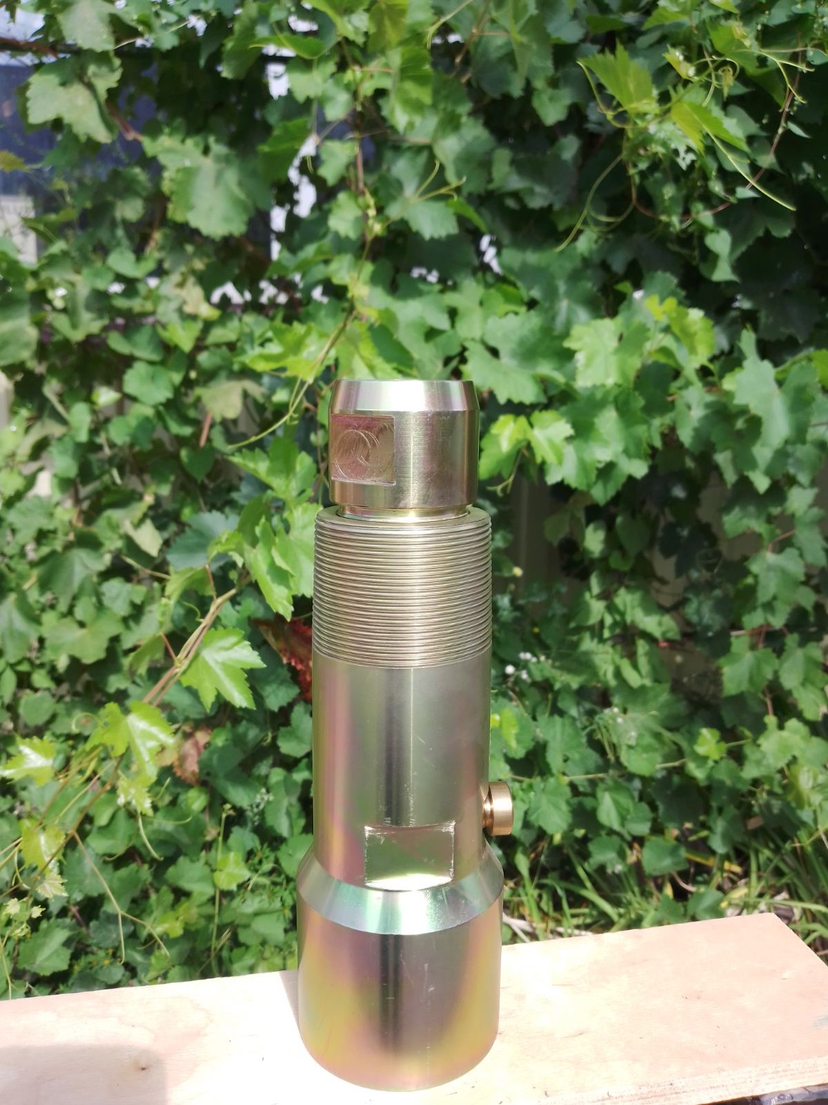 Cage Closed- Knock-off Screw for Tubing pumps